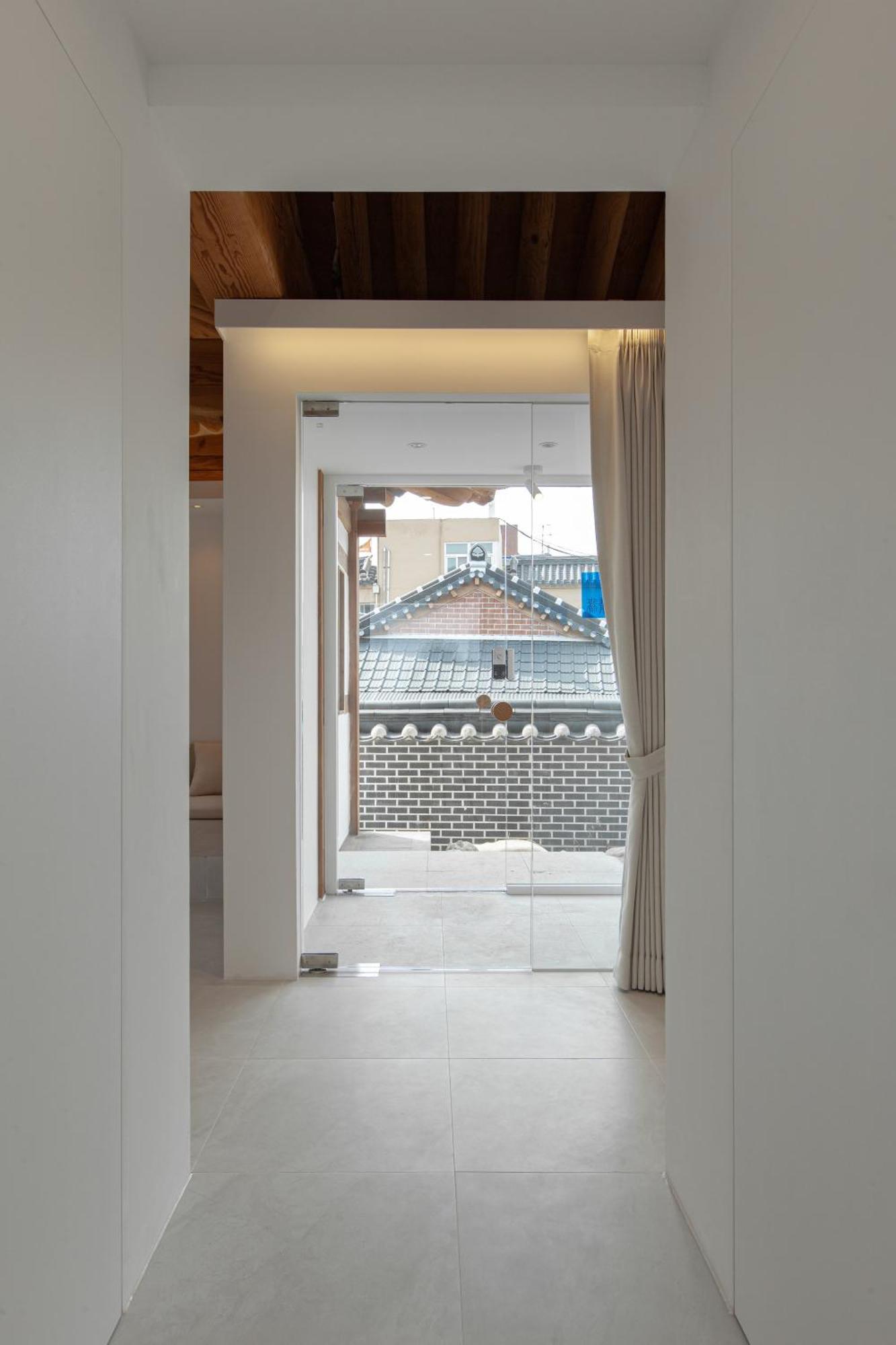 Cheong-Yeon, The Korean Traditional House Hanok In Jeonju Hanok Village Luaran gambar
